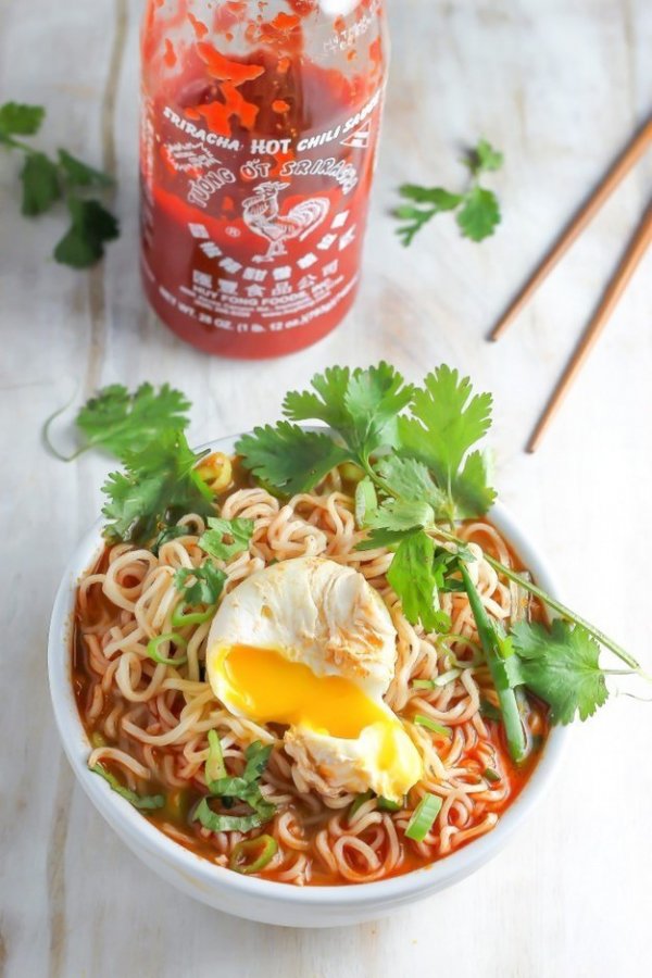 Spicy Sriracha Ramen Noodle Soup