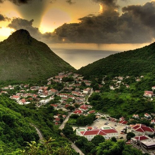 Walk around a Whole Caribbean Island on Saba (a Caribbean Island without Beaches!)