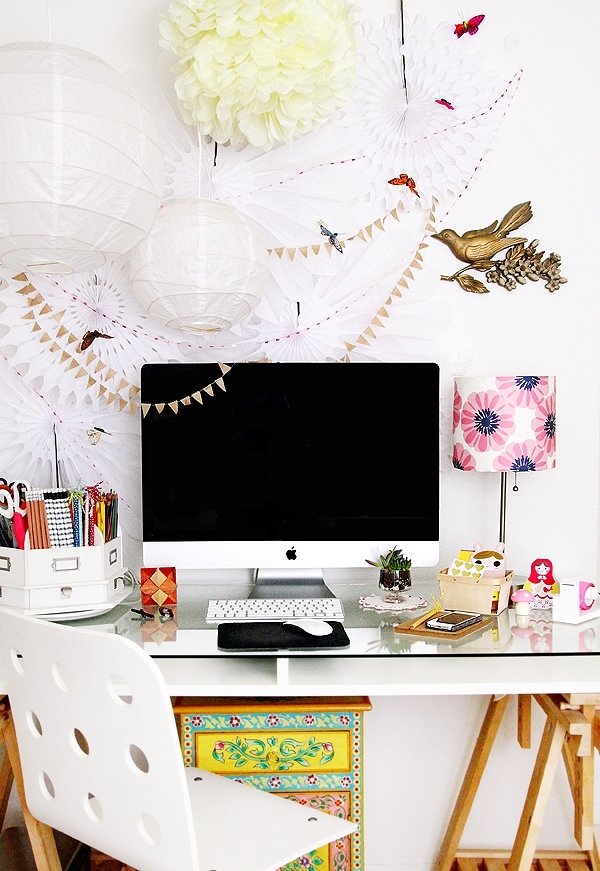 7 Cute Ways To Personalize Your Work Desk