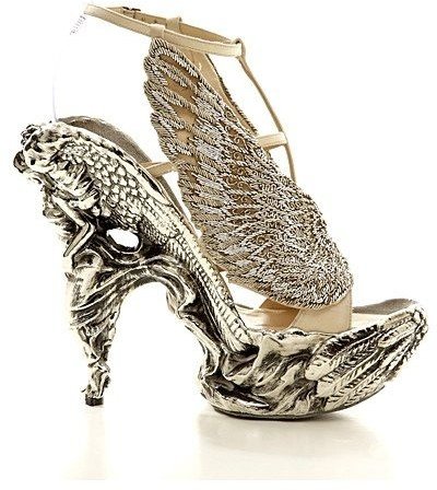 footwear,fashion accessory,jewellery,silver,metal,