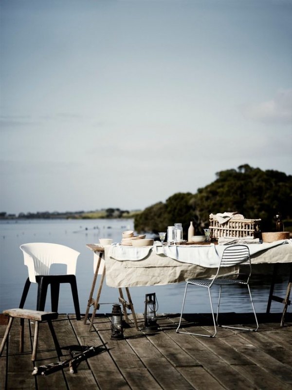 Meal on the Lake