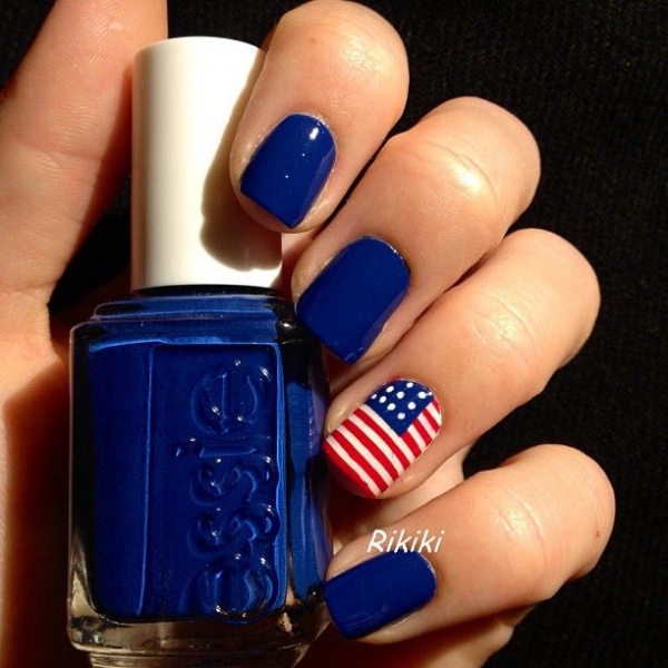 Blue Nails with One Flag