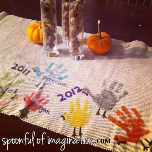 DIY Thanksgiving Table Runner