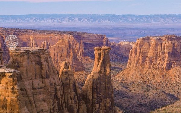 7 Deliciously Interesting Desert Towns in the USA ...