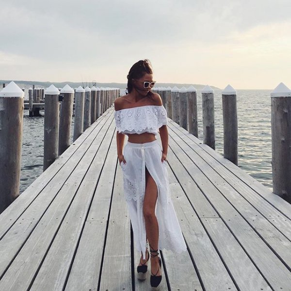 photograph, human positions, dress, walkway, vacation,