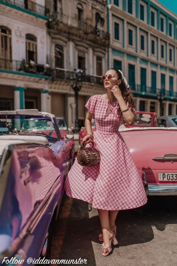 Classic, Retro style, Clothing, Vehicle, Pink,