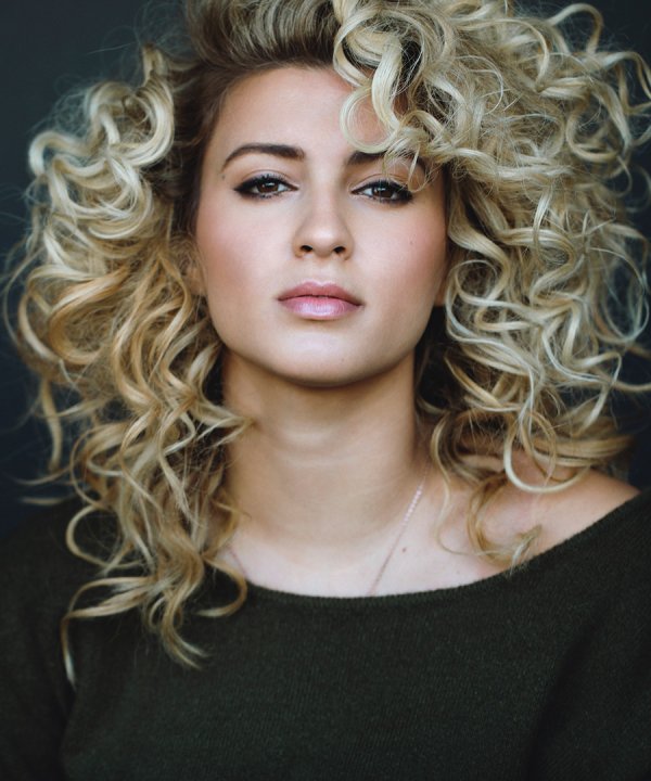 hair,human hair color,face,blond,eyebrow,