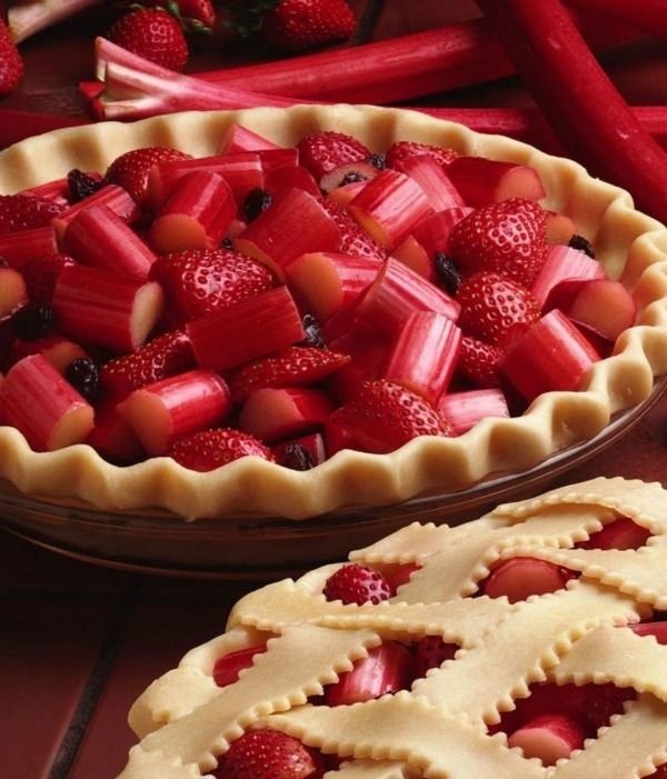 Strawberry Rhubarb Pie