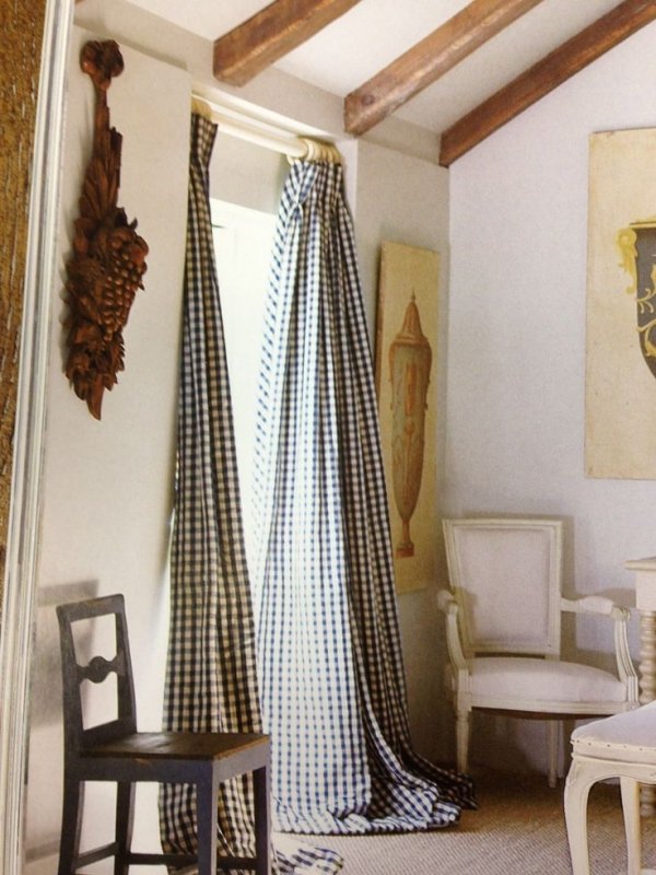 Pooling Curtains