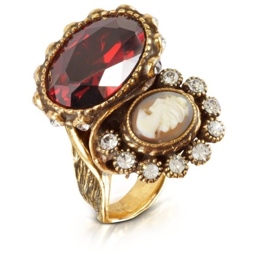 Cameo Ring