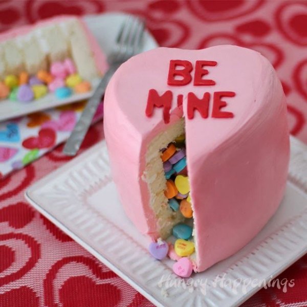 Conversation Heart Piñata Cake