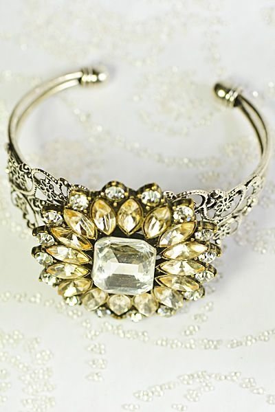 DIY BRIDAL BRACELET