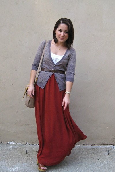 maxi skirt and cardigan