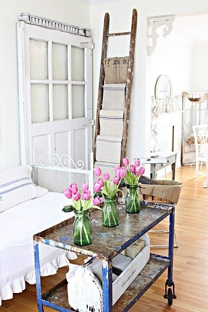 Decorate Your Home with Fresh Tulips, Hyacinths and Daffodils