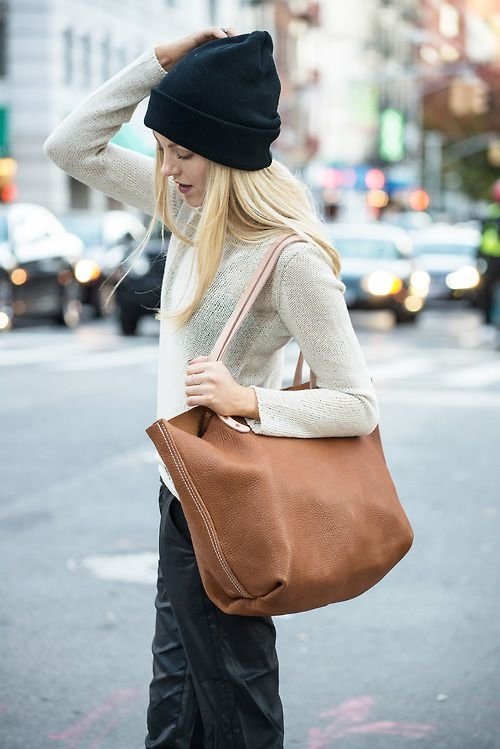 7 Types of Bags Every Woman Should Own ...