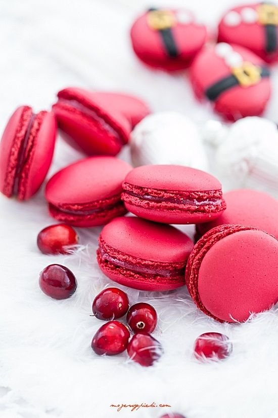 macaroon, cranberry, sweetness, berry, dessert,