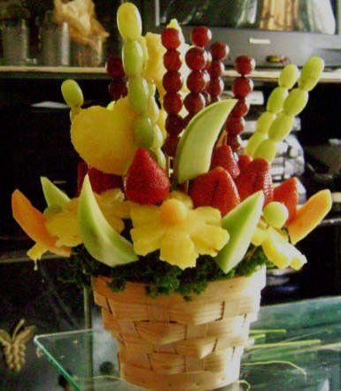 42 Magnificent Fruit Creations for Your Next Party ...