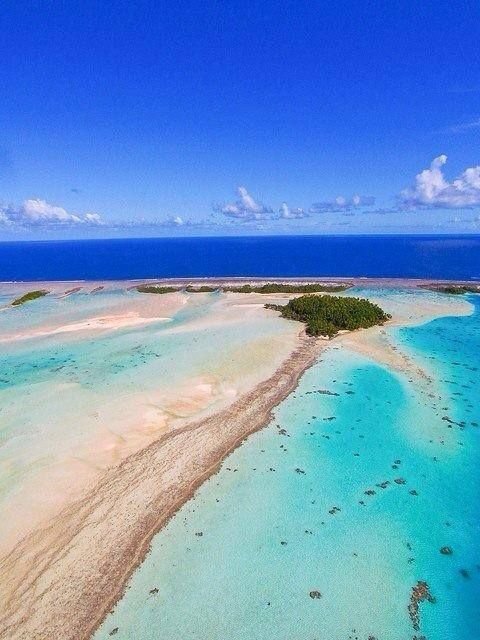 beach,body of water,shore,sea,coast,