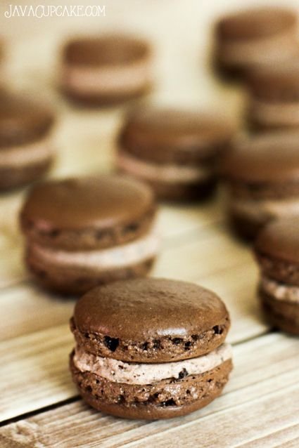 Cookies N' Cream Macaron