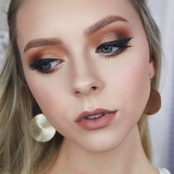 Genius Beauty Tips for DIY Prom Makeup like a Pro ...