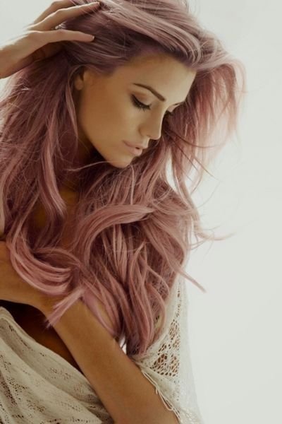 hair,human hair color,clothing,blond,hairstyle,