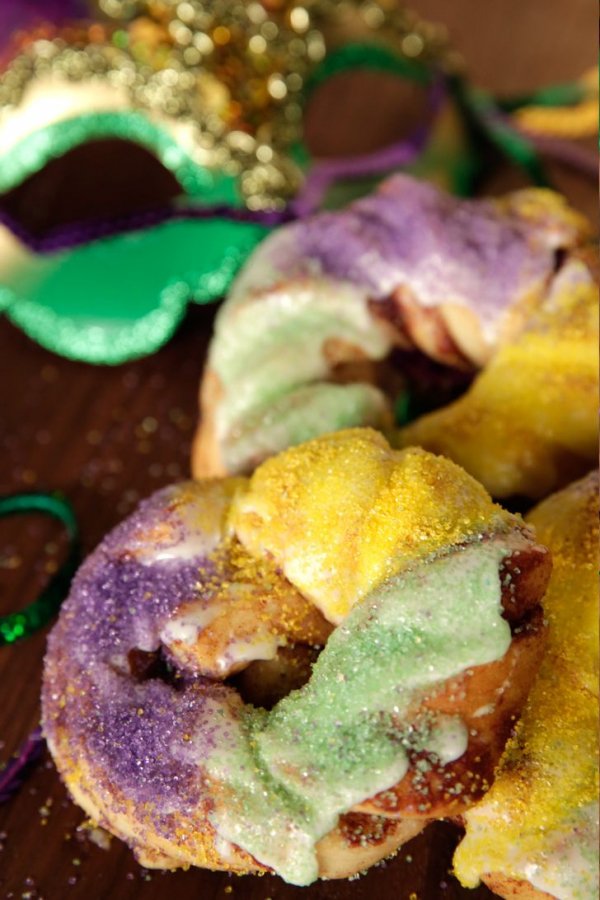 Food, King cake, Dish, Cuisine, Doughnut,