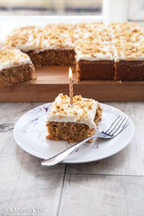 29 Tray Bake Cakes That Will Make You a Star Baker