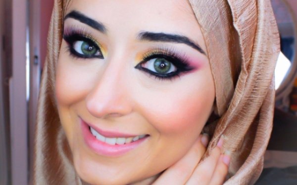 Pink Smoky Eye