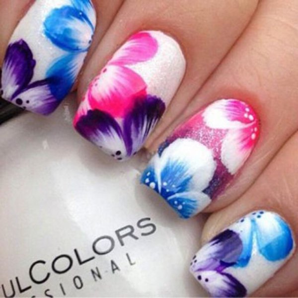 hawaiian flower nail design