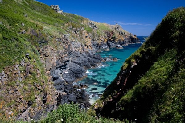 Cornwall, England – Housel Bay to Lizard Point