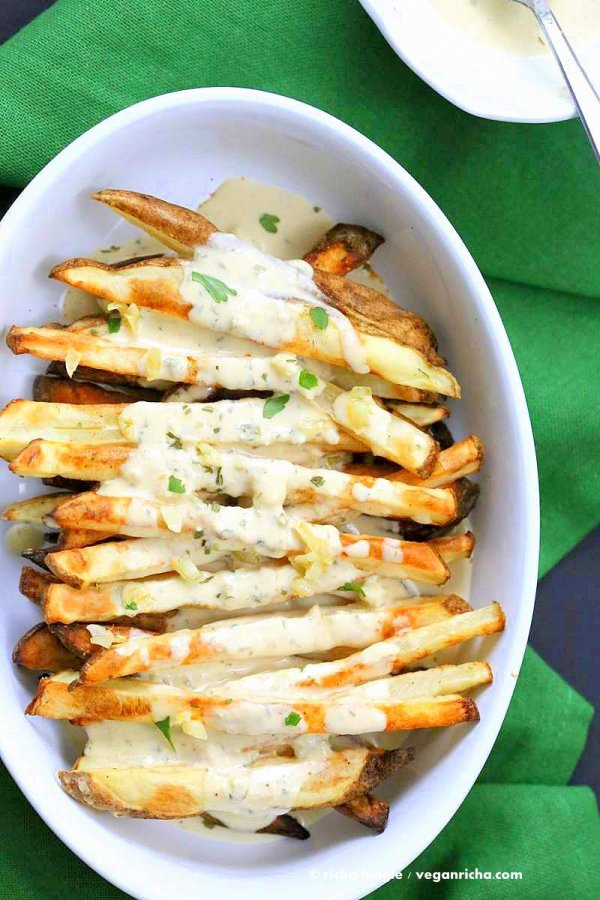 Baked Fries with Garlic Tahini Lemon Sauce