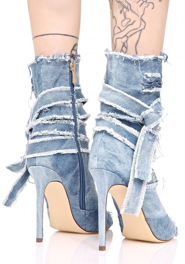 16 Trendiest Denim Pieces That Will Kill It on Your IG ...