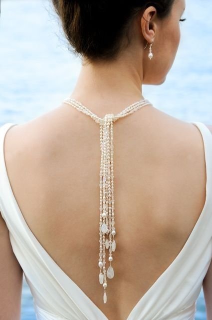 necklace,clothing,jewellery,wedding dress,bridal clothing,