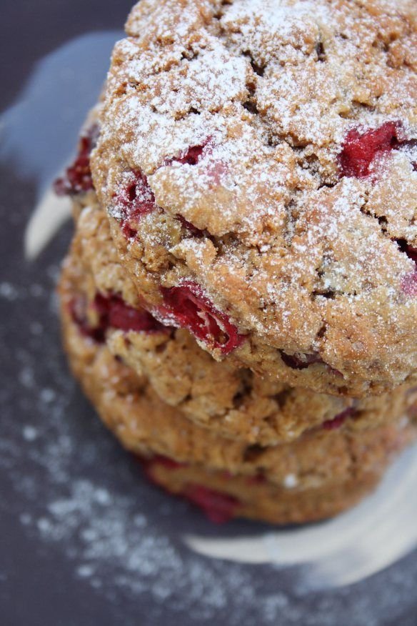 Cranberry Gingerbread Scones