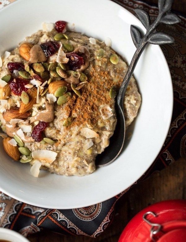 5-Minute Oatmeal Power Bowl