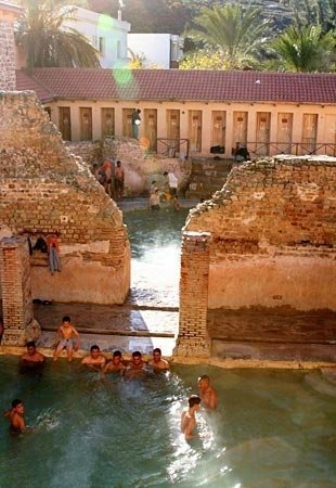 Hammam Essalhine, Algeria