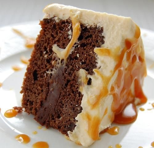 Bailey’s Caramel Irish Cream Cake