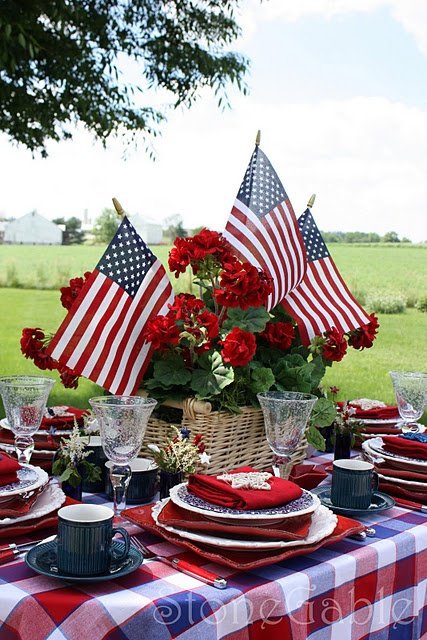 Memorial Day Picnic Table