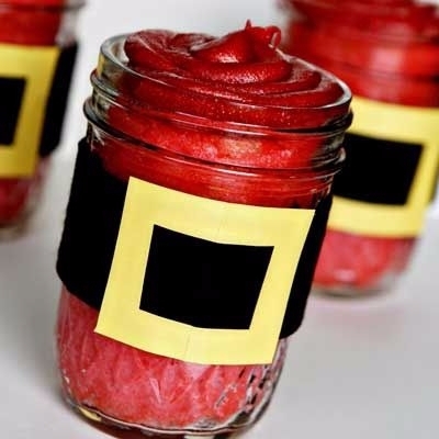 Mason Jar Santa Cakes