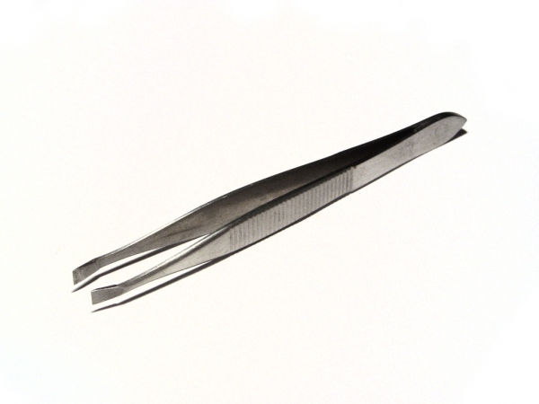 Tweezers