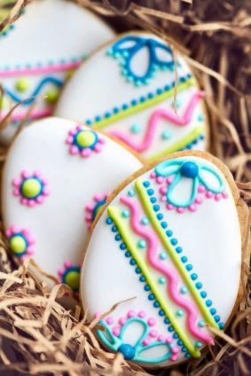 Pretty Decorated Eggs