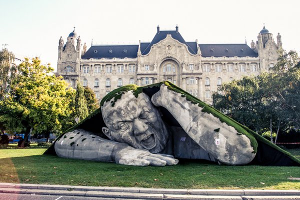 Gresham Palace, sculpture, landmark, city, statue,