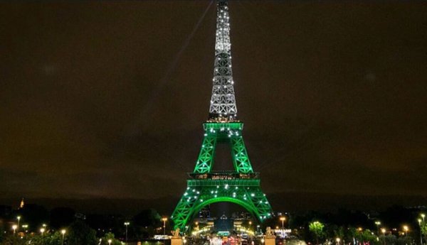 Landmark, Tower, Metropolitan area, Green, Night,