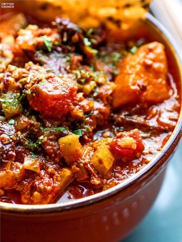 Crock Pot Paleo Sweet Potato Chipotle Chili