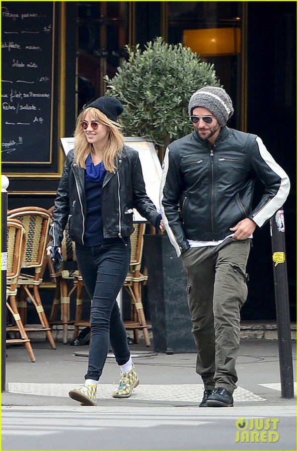 Bradley Cooper and Suki Waterhouse