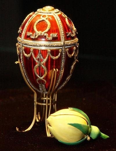 The Rosebud Egg