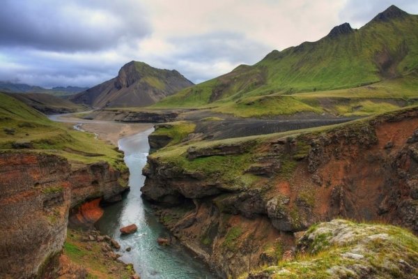 Laugavegurinn/Fimmvörðuháls Pass, Iceland