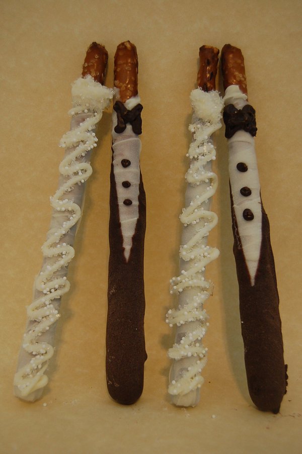 Pretzel Rods Decorated as Bride and Groom for Your Big Day