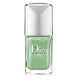 Pistachio - Dior Vernis Nail Lacquer in ‘Waterlily 504’