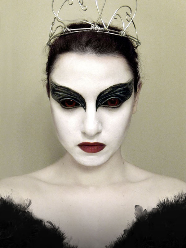 dramatic dark makeup